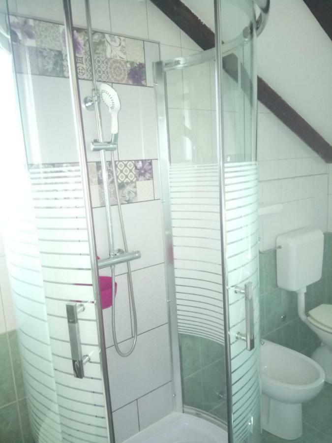 Holiday Home Jadric Osoje Ngoại thất bức ảnh