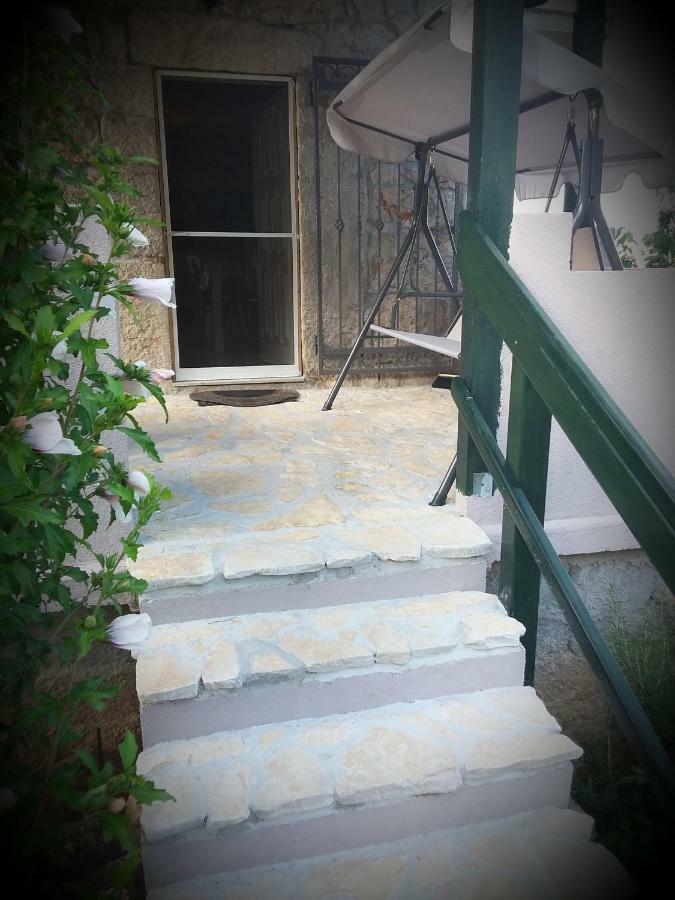 Holiday Home Jadric Osoje Ngoại thất bức ảnh
