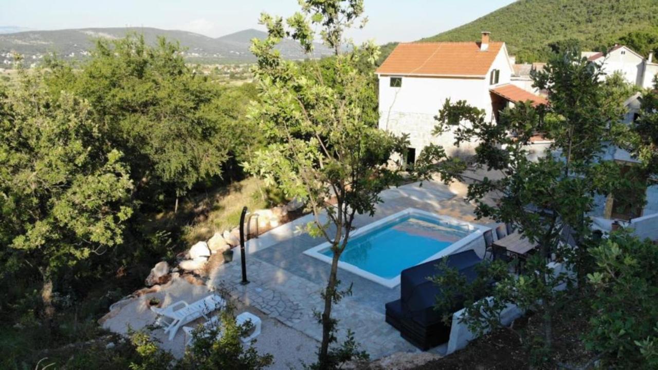 Holiday Home Jadric Osoje Ngoại thất bức ảnh